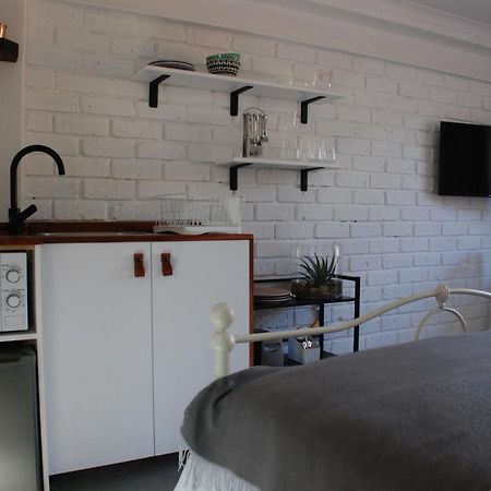 Secure, Private, Queen Room Close To Airport Puerto Elizabeth Exterior foto