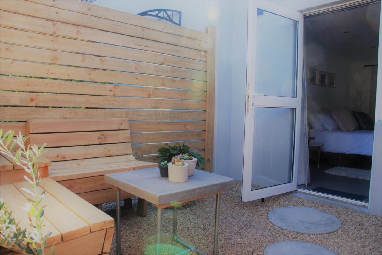 Secure, Private, Queen Room Close To Airport Puerto Elizabeth Exterior foto