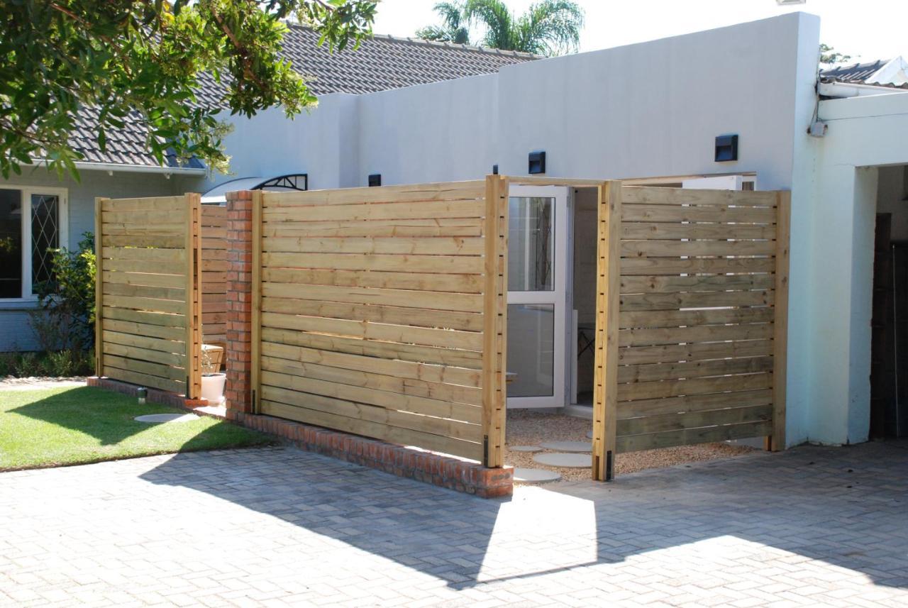 Secure, Private, Queen Room Close To Airport Puerto Elizabeth Exterior foto